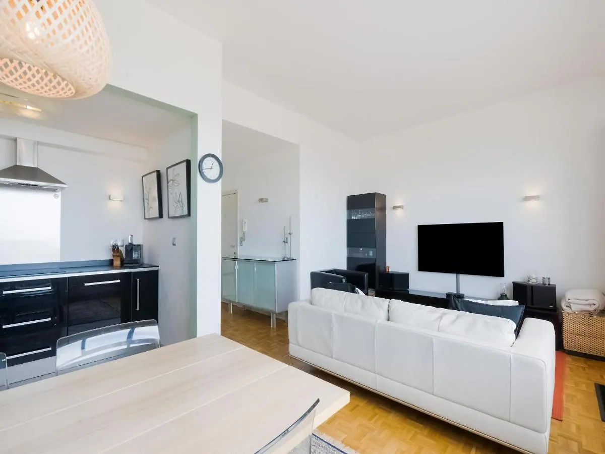 Comfortable Apartment In Oostende With Sea Views Ostend